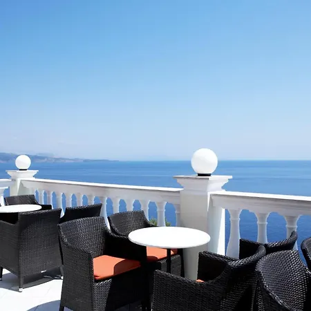 Sunshine Corfu And Hotel Nisaki (Corfu)