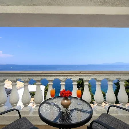 Sunshine Corfu And 4* Nisaki (Corfu)