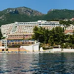 Sunshine Corfu And 4*