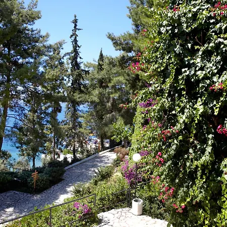 Sunshine Corfu And 4*