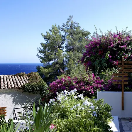 Sunshine Corfu And نساكيون