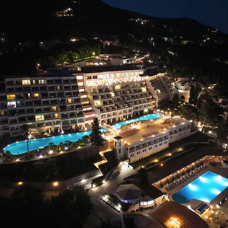 Sunshine Corfu And 4* نساكيون